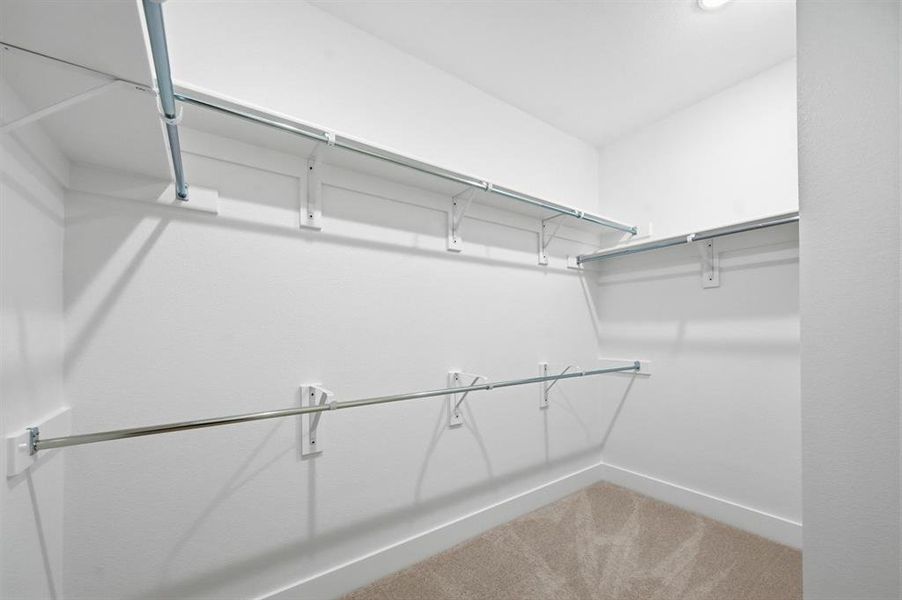 Spacious, unfurnished interior of a new home in Hillstead, Lavon (Image 21).