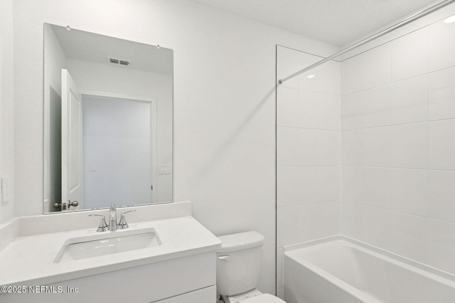 Furnished interior view inside a new home in , Jacksonville (Image 5).