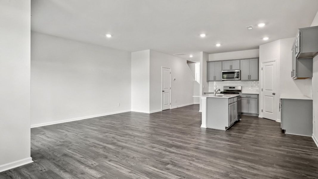 Spacious, unfurnished interior of a new home in The Grove at Glennview, Kernersville (Image 14).