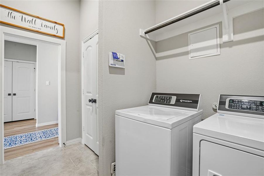 Furnished interior view inside a new home in Morningstar, Aledo (Image 35).