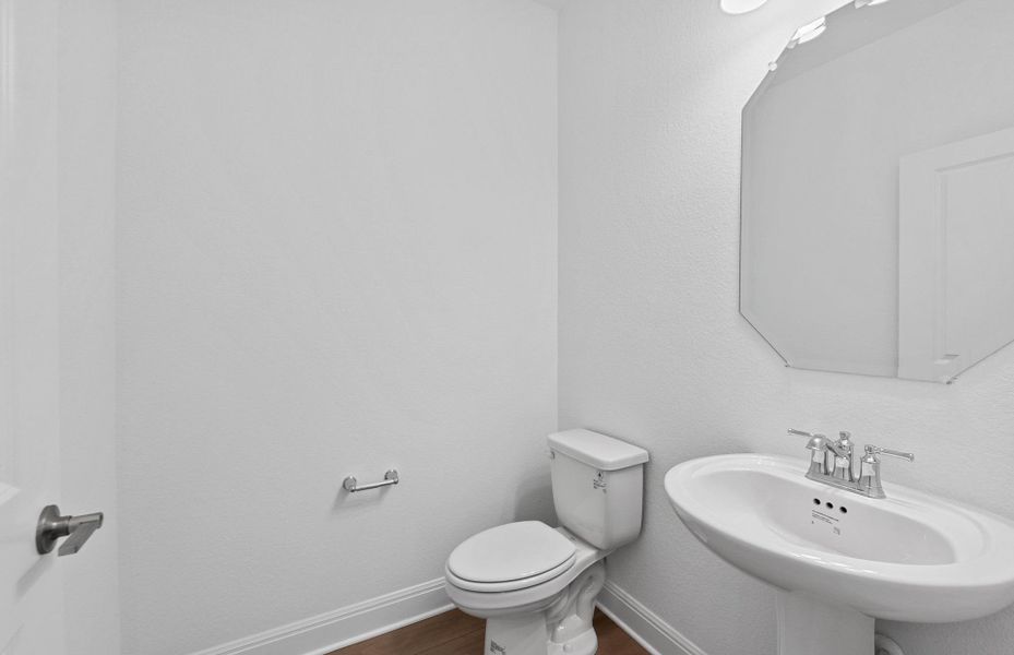 Furnished interior view inside a new home in Bluffview Reserve, Leander (Image 14).