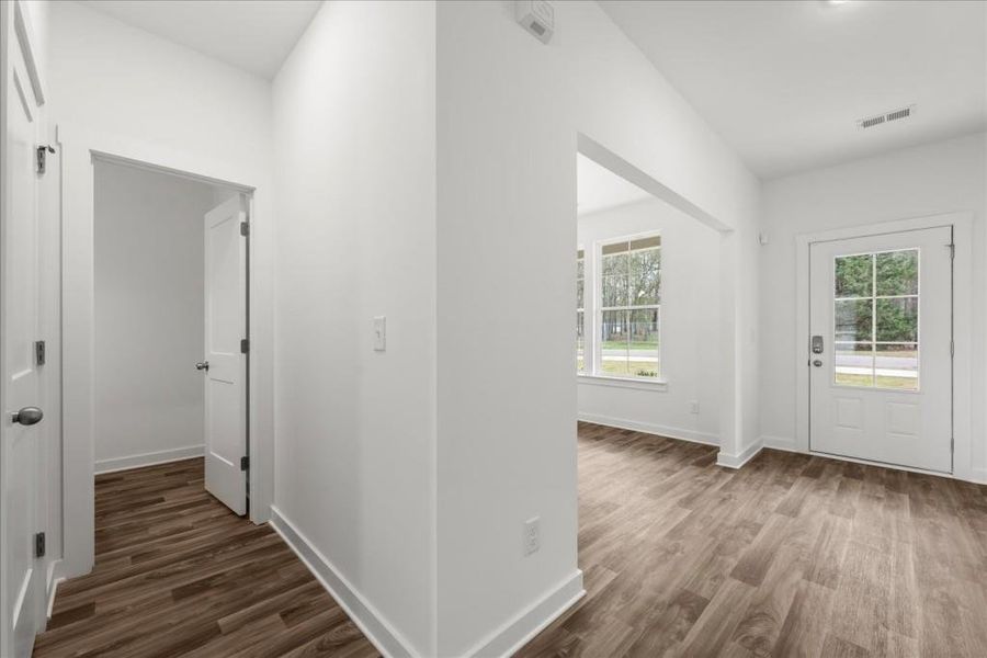 Spacious, unfurnished interior of a new home in , Statham (Image 25).