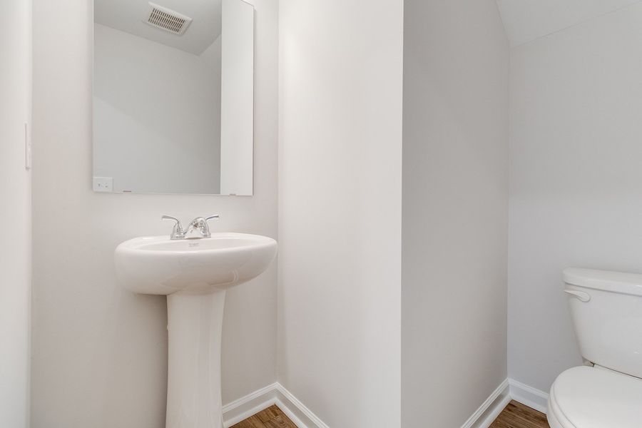 Image 29 of a home in Astoria.