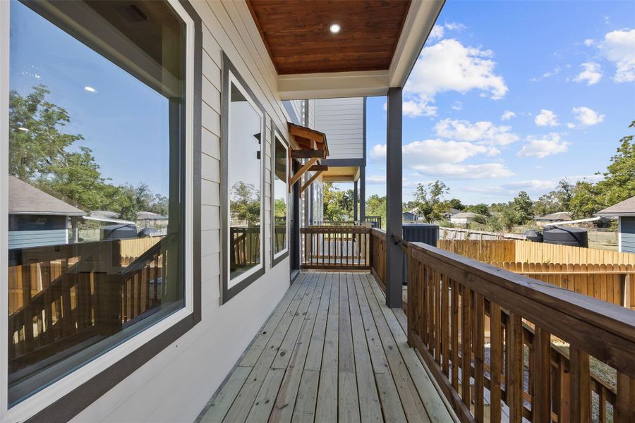 Exterior details and patio area of a home in , Houston (Image 22).