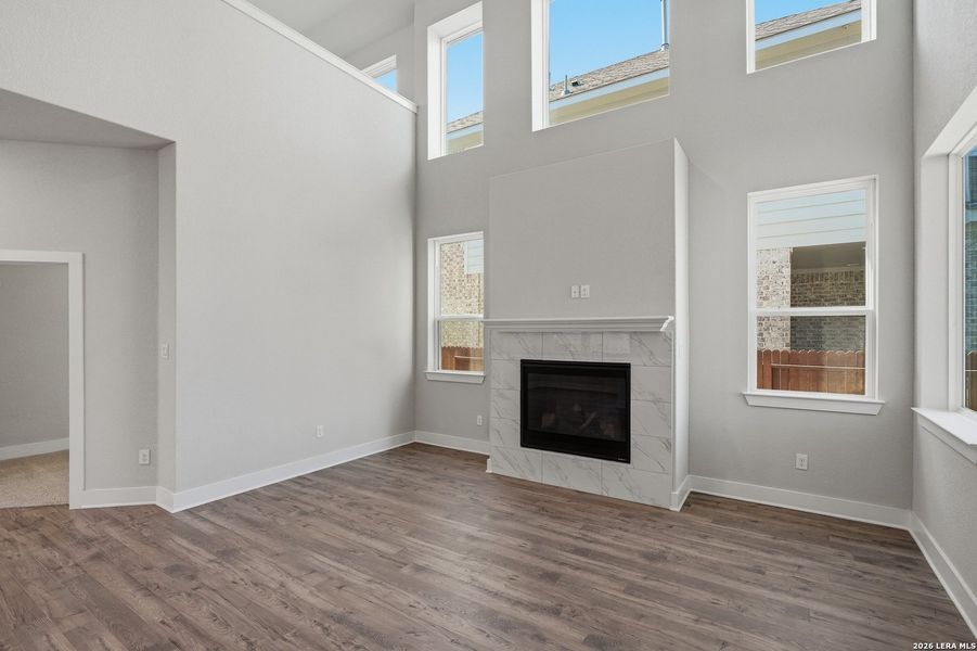 Spacious, unfurnished interior of a new home in Stillwater Ranch, San Antonio (Image 46).