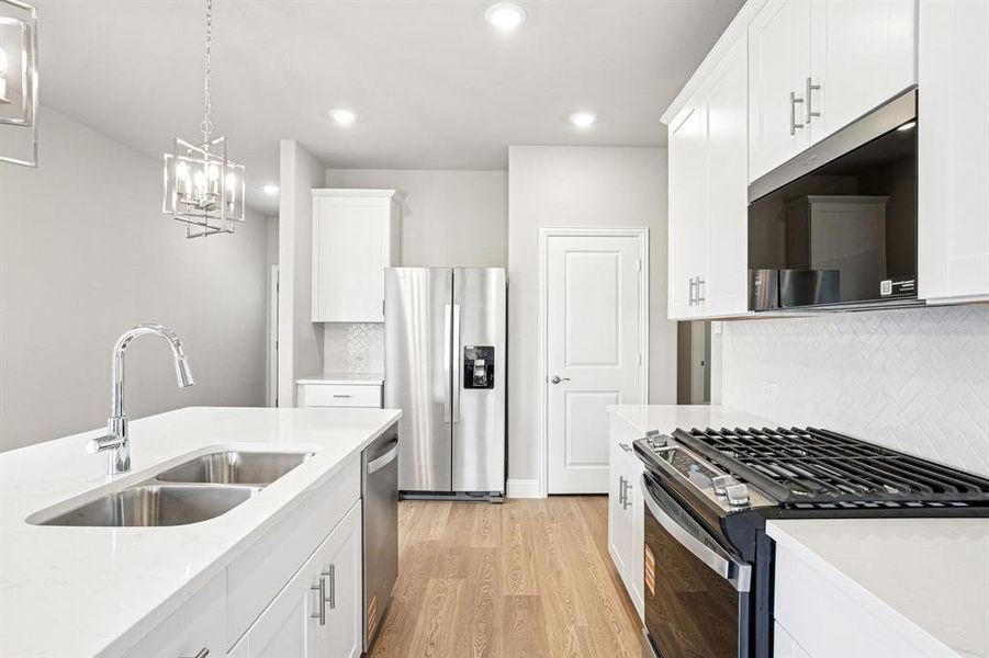 Photo is not of the actual home, but is an inspirational photo of builder’s model home and may depict options, furnishings, and/or decorator features that are not included. Photo is not of the actual home, but is an inspirational photo of builder’s model home and may depict options, furnishings, and/or decorator features that are not included.