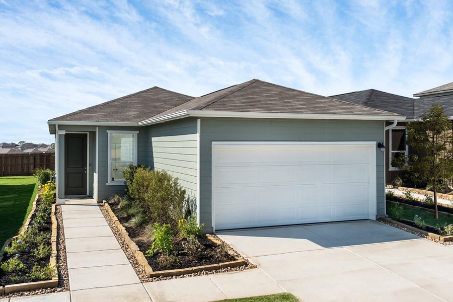 Front exterior of a home in the Punta Verde community, located in Converse, TX (Image 14).