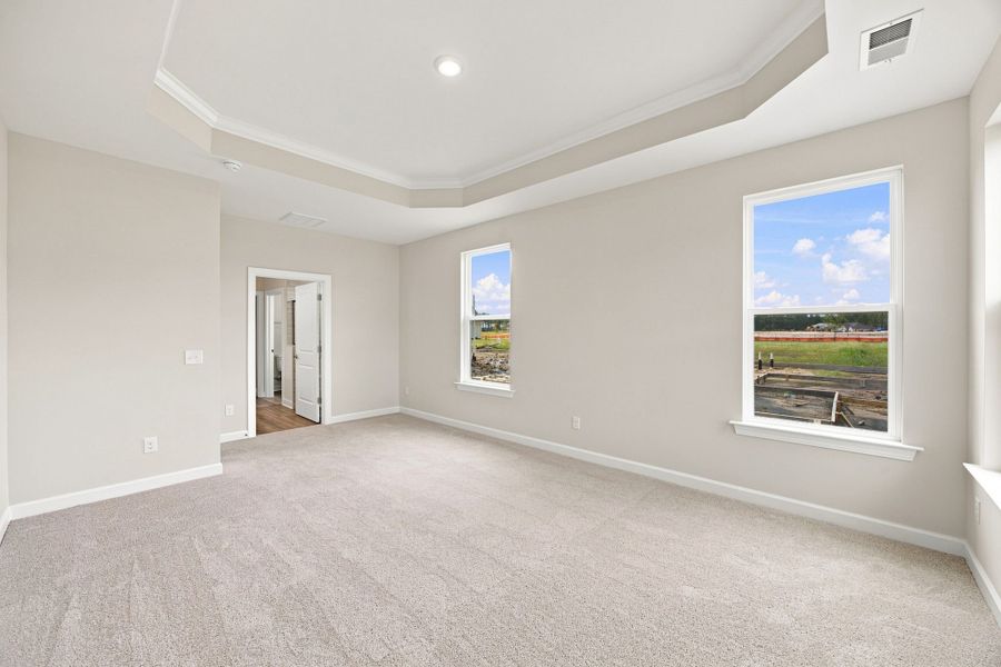 Spacious, unfurnished interior of a new home in Terrapin, Leland (Image 23).