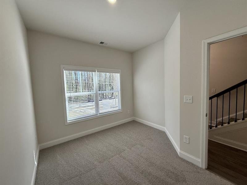 Spacious, unfurnished interior of a new home in Magnolia Grove, Mableton (Image 28).