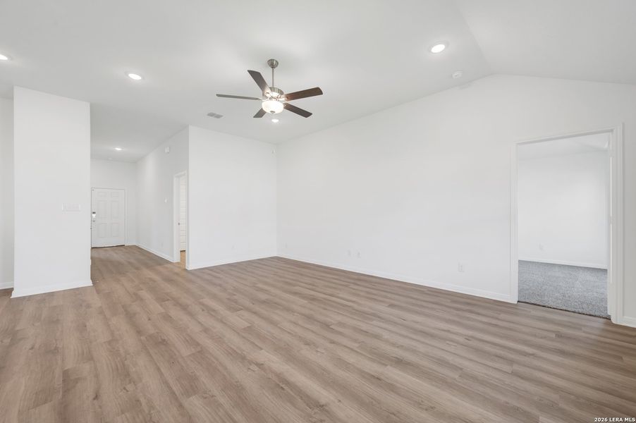 Spacious, unfurnished interior of a new home in Paloma Park, Converse (Image 36).