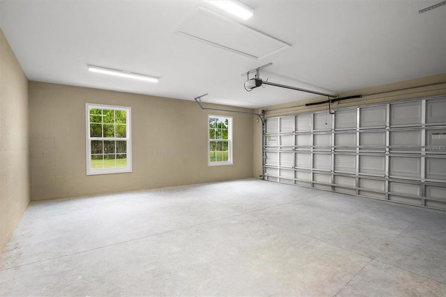 Spacious, unfurnished interior of a new home in , Haines City (Image 29).