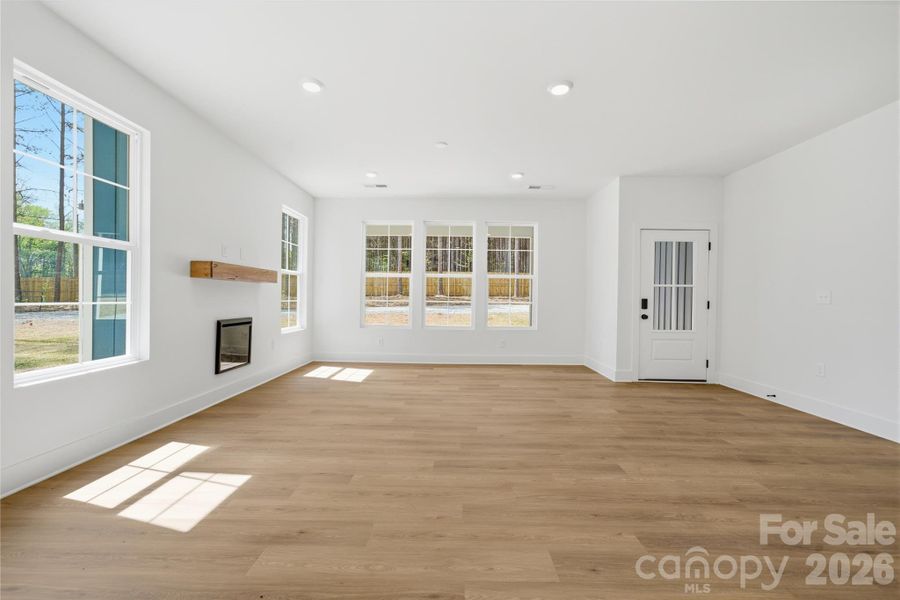 Spacious, unfurnished interior of a new home in , York (Image 13).