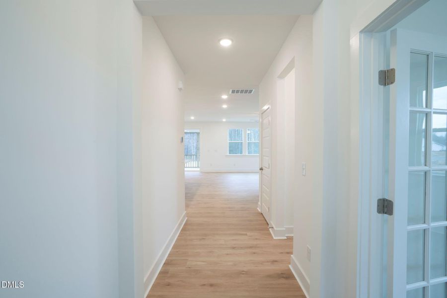 RVF 53Foyer-hallway entry