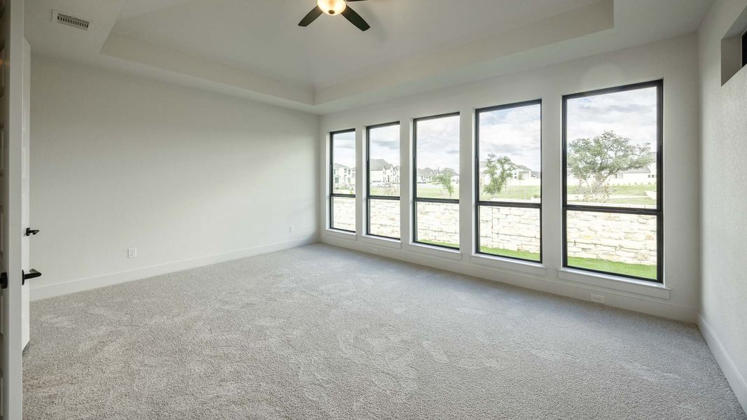Spacious, unfurnished interior of a new home in Santa Rita Ranch - Eldorado, Liberty Hill (Image 10). Spacious, unfurnished interior of a new home in Santa Rita Ranch - Eldorado, Liberty Hill (Image 10).