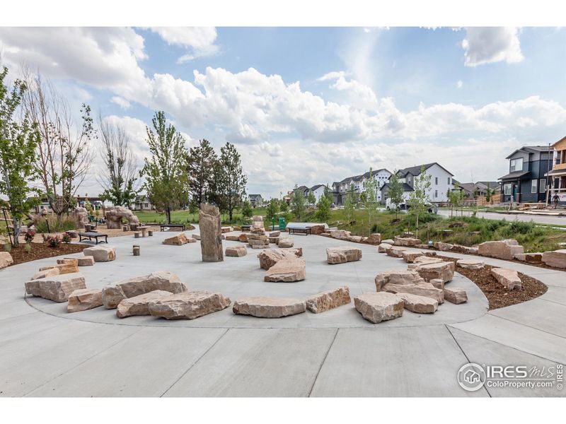 COMMUNITY SPLASH PAD