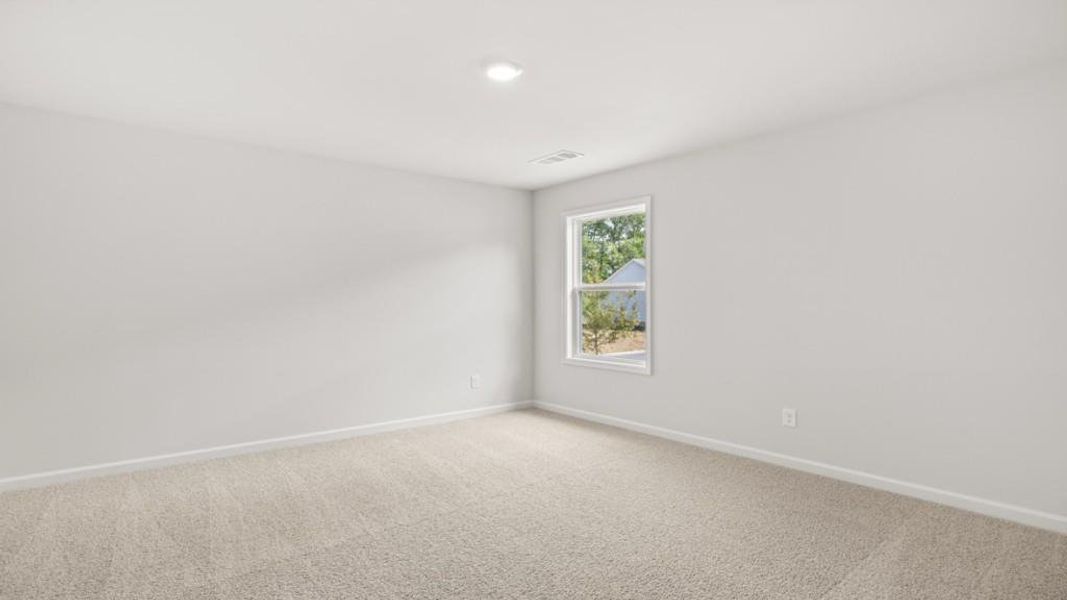 Spacious, unfurnished interior of a new home in Haven Abbey, Cumming (Image 26).