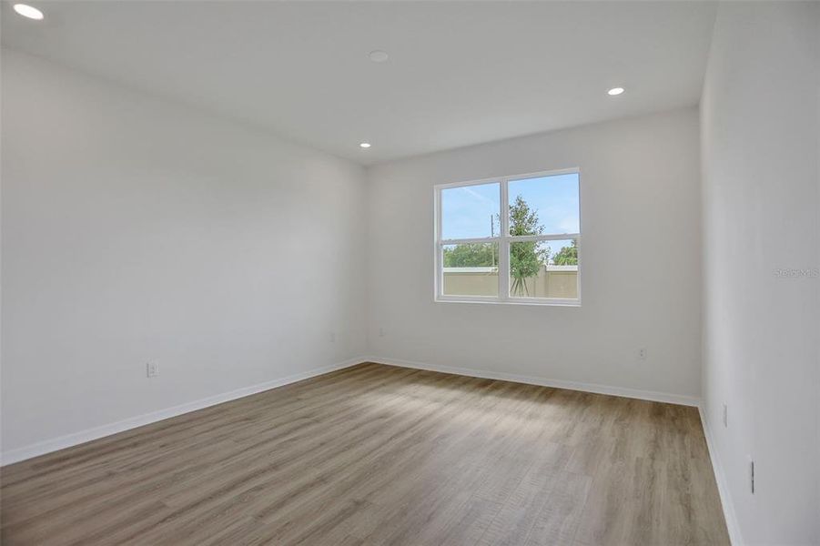 Spacious, unfurnished interior of a new home in Seaire, Parrish (Image 16).