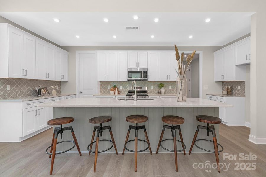 Furnished interior view inside a new home in Handsmill on Lake Wylie, York (Image 7).