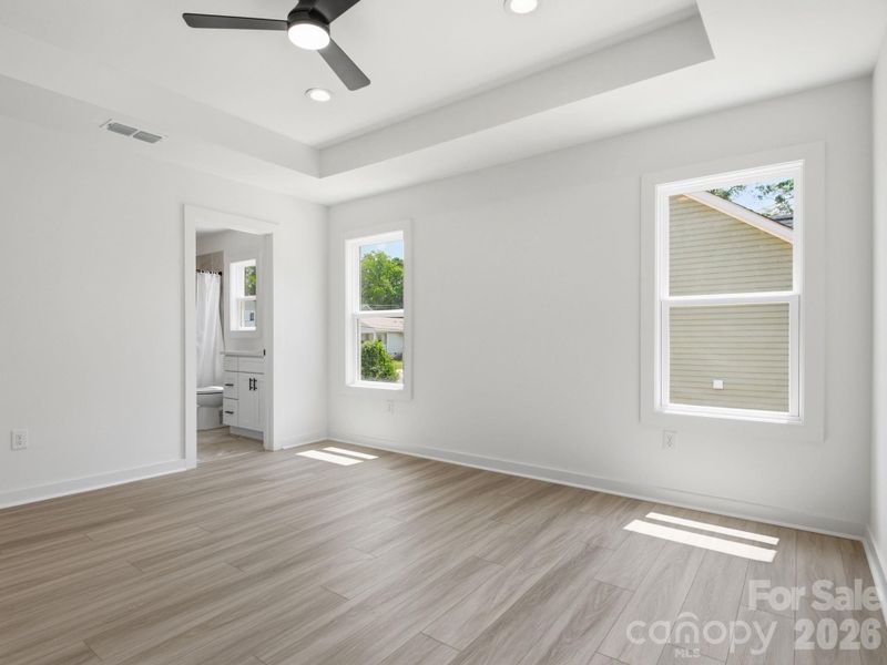 Spacious, unfurnished interior of a new home in , Charlotte (Image 24).