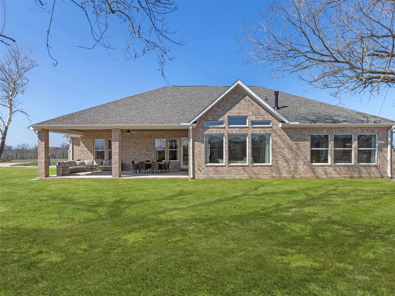 Exterior details and patio area of a home in , Smithville (Image 26).