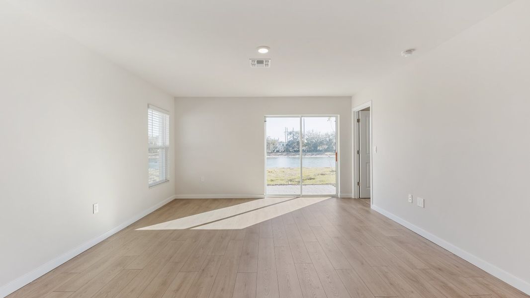 Spacious, unfurnished interior of a new home in Asher Park, Lehigh Acres (Image 9). Spacious, unfurnished interior of a new home in Asher Park, Lehigh Acres (Image 9).