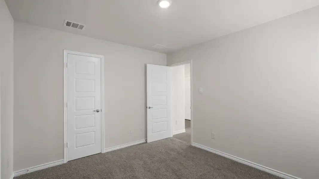 Spacious, unfurnished interior of a new home in Elevon, Lavon (Image 28).