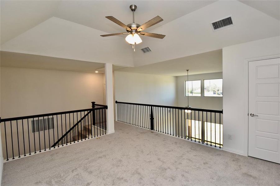 Spacious, unfurnished interior of a new home in Courts Of Bonnie Brae, Denton (Image 16).