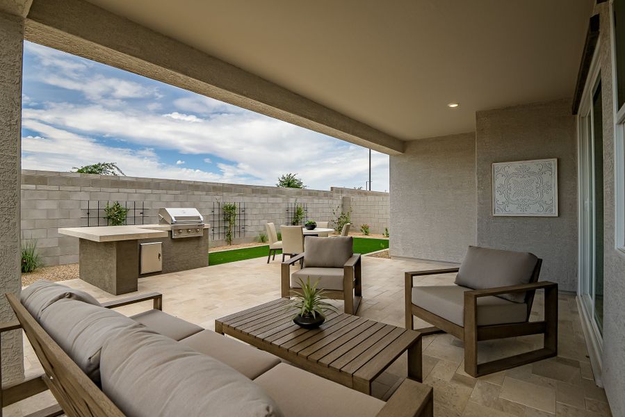 17490 W Southgate Ave, Goodyear, AZ.  - Slide 49