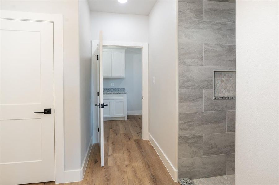 Spacious, unfurnished interior of a new home in , Mabank (Image 22).