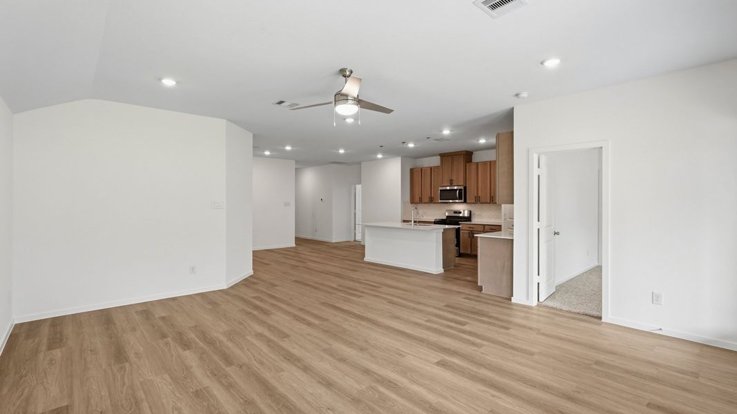 Representative unfurnished interior of a home built from the Burnet by D.R. Horton in Cypress Green, Hockley (Image 14). Representative unfurnished interior of a home built from the Burnet by D.R. Horton in Cypress Green, Hockley (Image 14).