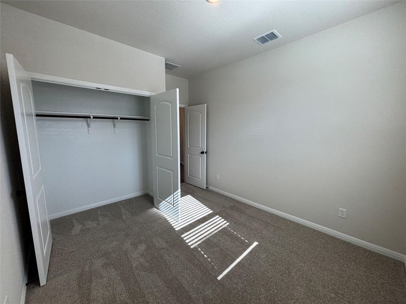 Spacious, unfurnished interior of a new home in Cannon Ranch 45s, Dripping Springs (Image 21).