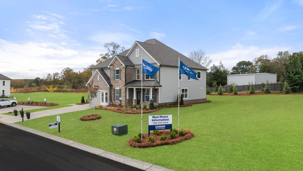 Community amenities associated with the GRAYSON by D.R. Horton in Haven Abbey, Cumming (Image 67).