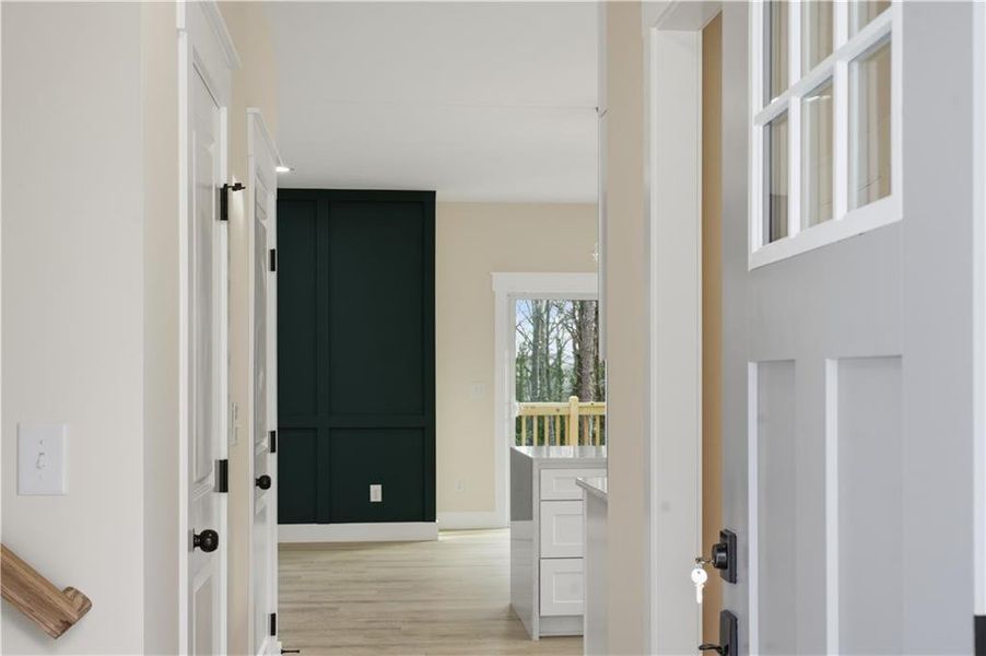 Spacious, unfurnished interior of a new home in , Mableton (Image 24).