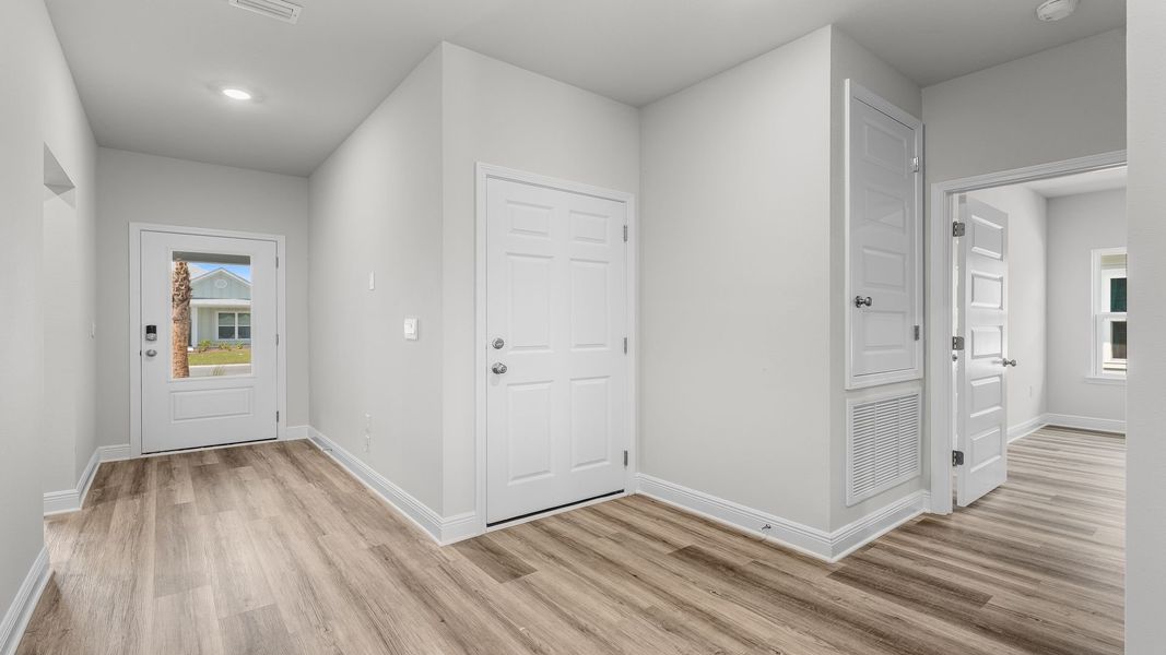Spacious, unfurnished interior of a new home in WindMark Beach, Port Saint Joe (Image 28). Spacious, unfurnished interior of a new home in WindMark Beach, Port Saint Joe (Image 28).