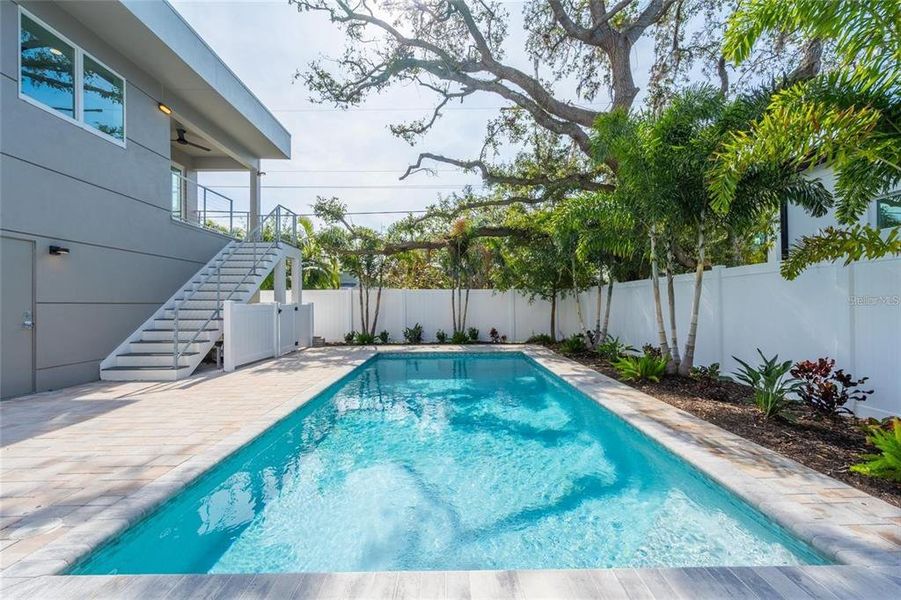 Exterior details and patio area of a home in , Sarasota (Image 33).