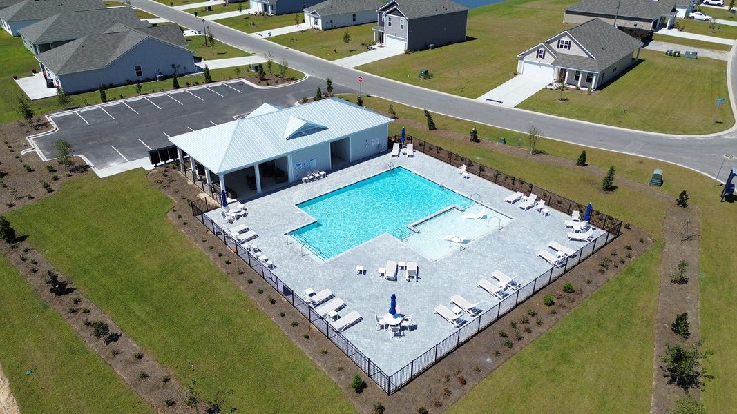 Community amenities in Heritage Crossing, Conway (Image 15).