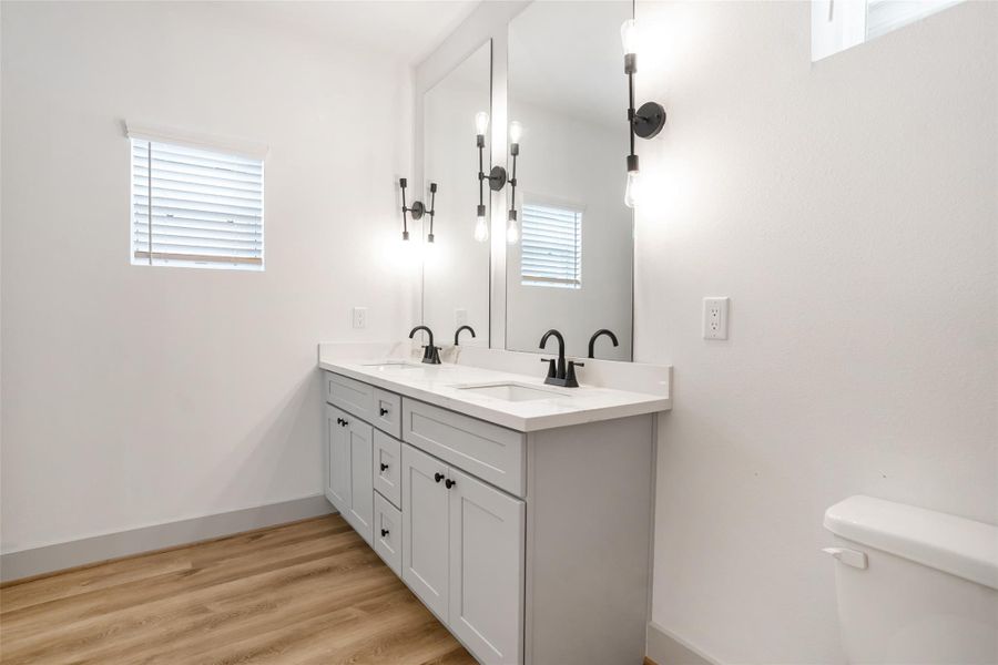 Furnished interior view inside a new home in Avenue Park, Houston (Image 10).