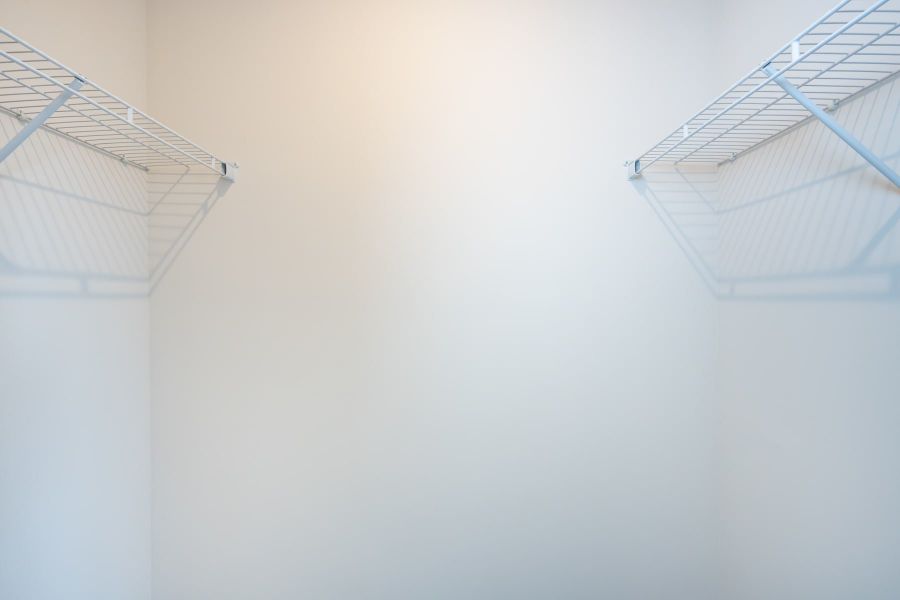 Spacious, unfurnished interior of a new home in Bellflower, Charlotte (Image 41).