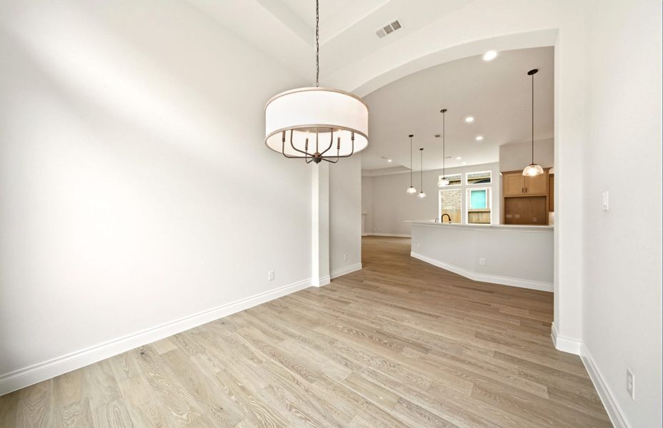 Spacious, unfurnished interior of a new home in Bridgeland 50′, Cypress (Image 20). Spacious, unfurnished interior of a new home in Bridgeland 50′, Cypress (Image 20).