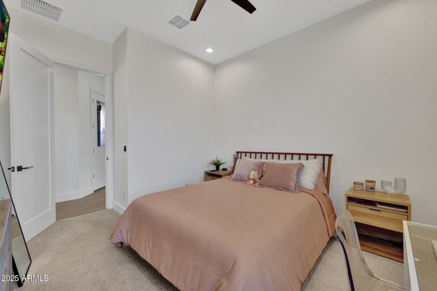 3K6A0169_70_71 3K6A0169_70_71