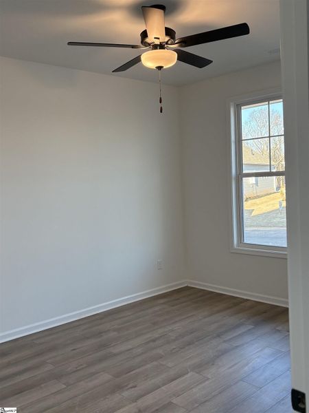 Spacious, unfurnished interior of a new home in Hazelwood, Boiling Springs (Image 6).