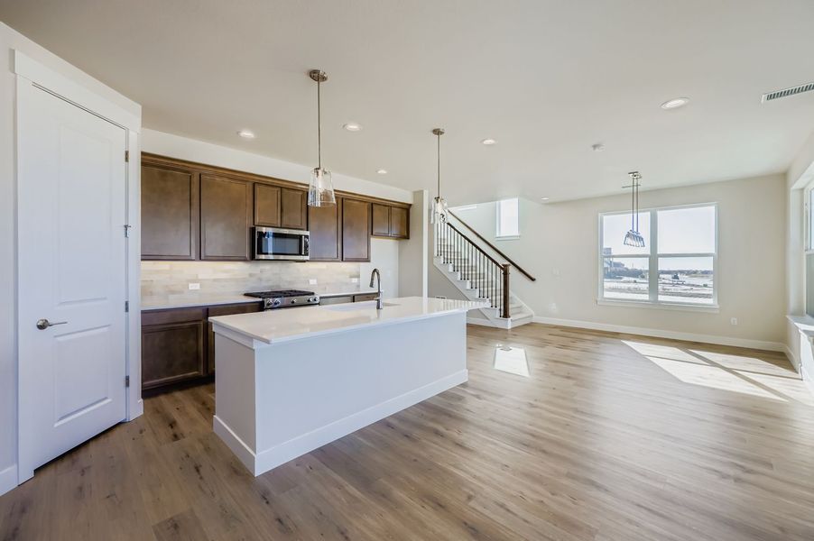 8060 Manor House - Kitchen