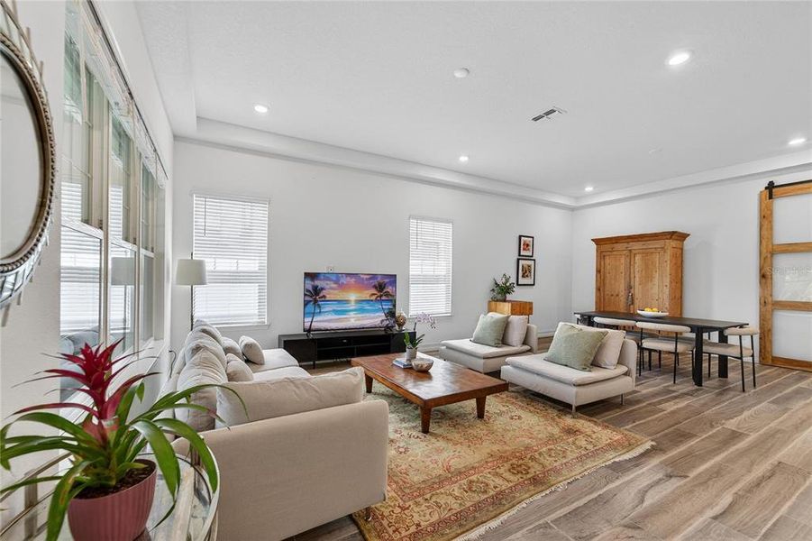 Furnished interior view inside a new home in SouthShore Yacht Club, Ruskin (Image 11). Furnished interior view inside a new home in SouthShore Yacht Club, Ruskin (Image 11).