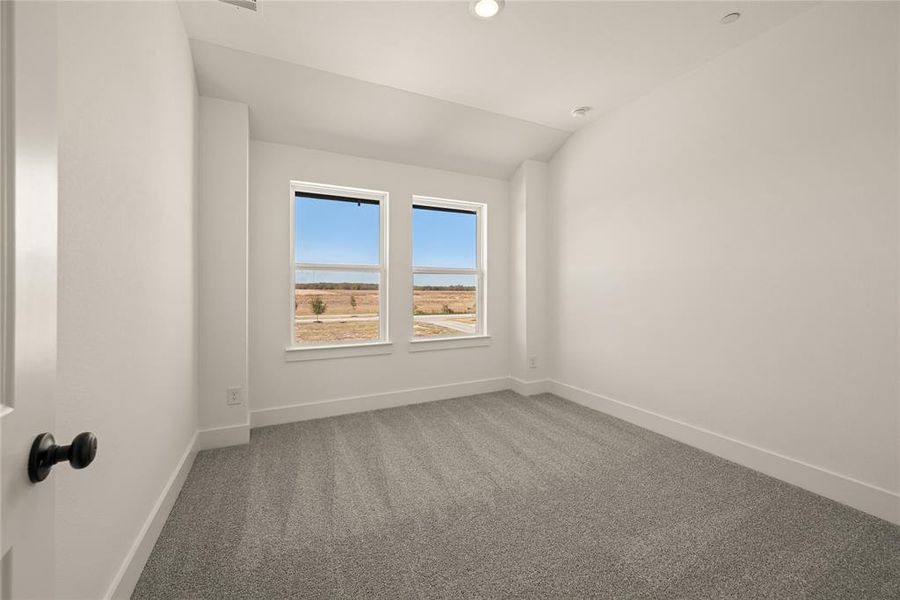 Spacious, unfurnished interior of a new home in Talia, Mesquite (Image 27).