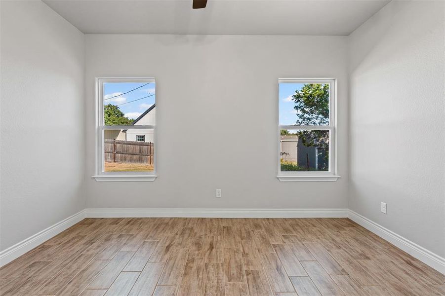 Spacious, unfurnished interior of a new home in , Granbury (Image 37).