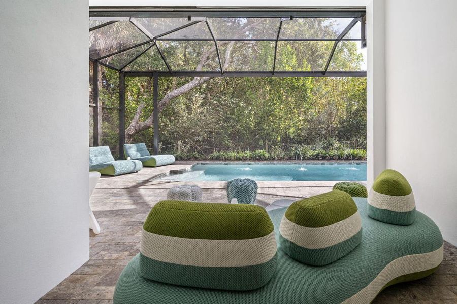 36-web-or-mls-1930_Frosted_Turquoise_Way