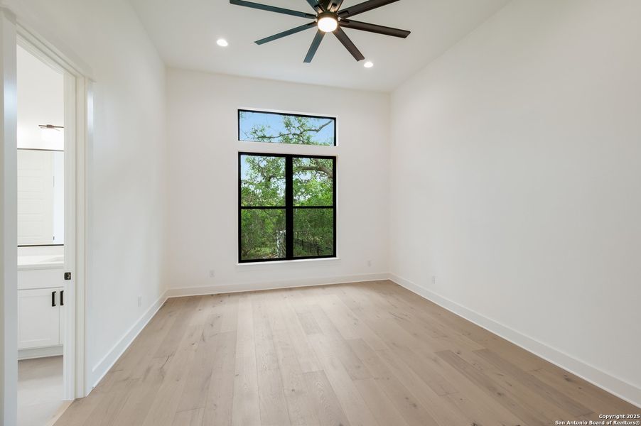 Spacious, unfurnished interior of a new home in , Spring Branch (Image 25). Spacious, unfurnished interior of a new home in , Spring Branch (Image 25).
