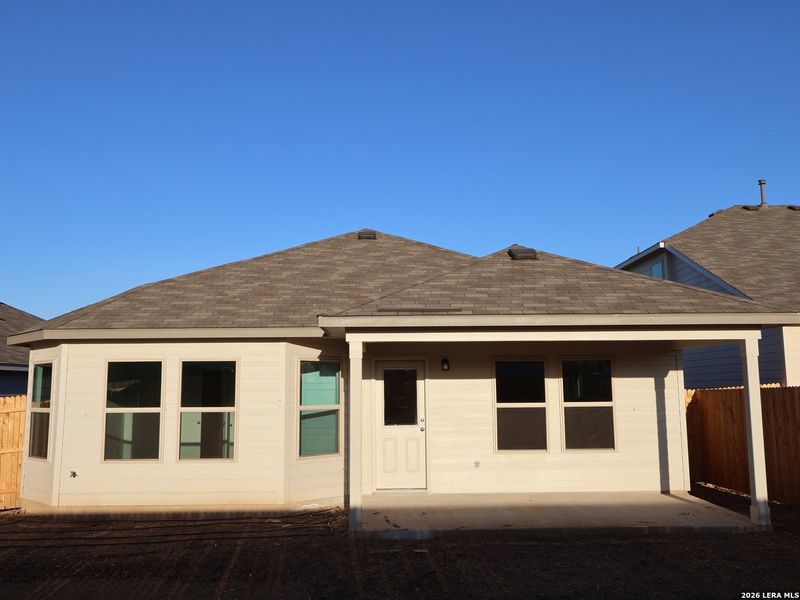 Exterior details and patio area of a home in Agave, San Antonio (Image 24).