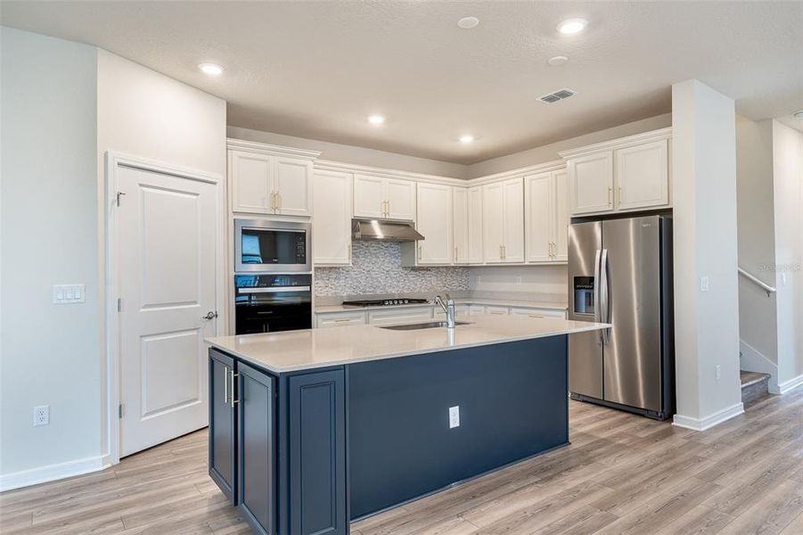 Furnished interior view inside a new home in Willow Ridge, Montverde (Image 13).