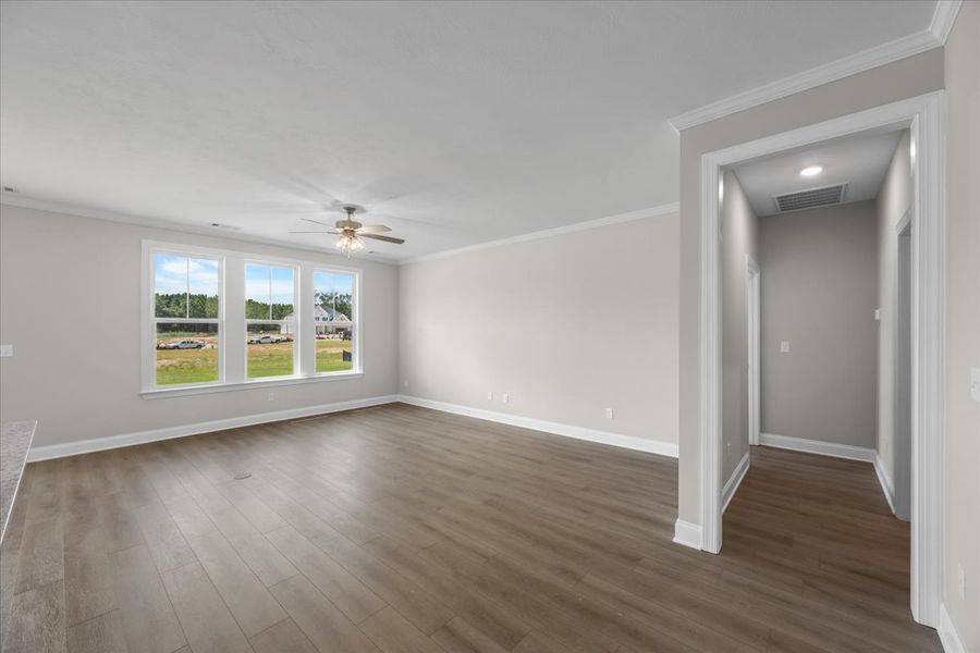 Spacious, unfurnished interior of a new home in Tillery Park, Grovetown (Image 24).
